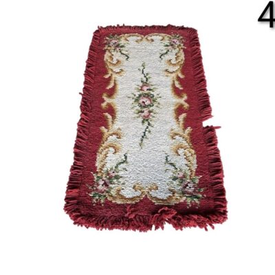Decorative woollen carpet with floral design and fringes, similar to Aubusson or Savonnerie styles, for rent for events, advertising, films and series.