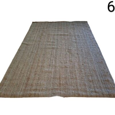 Rectangular rug made of natural jute fibres with a textured woven design in beige or natural colour for rent for events, advertising, films and series.