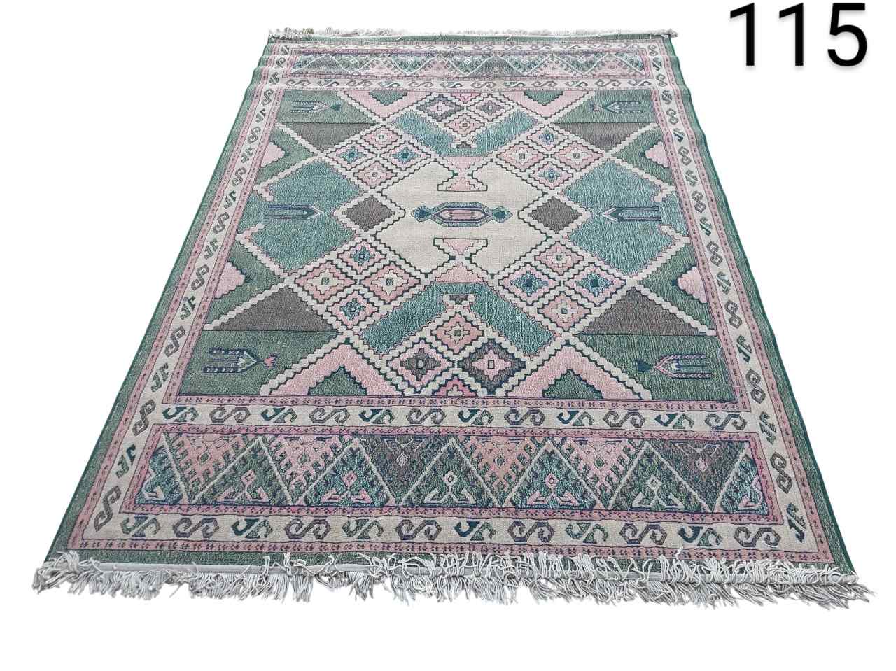 Alfombra Kilim turca vintage hecha a mano con lana y un diseño geométrico alquiler para eventos, publicidad, peliculas y series