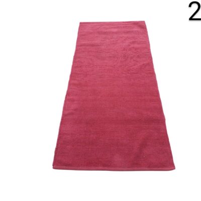 Alfombra de pasillo Rugvista Handloom Fringes en color rojo oscuro alquiler para eventos, publicidad, peliculas y series
