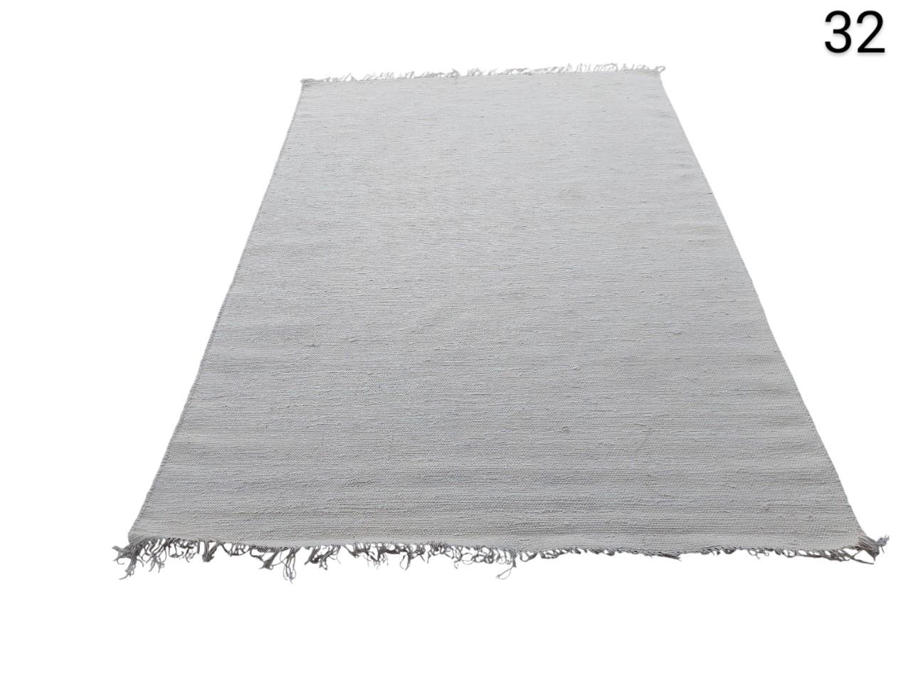 Theko Happy Cotton 100% cotton flat weave carpet in grey colour for rent for events, advertising, movies and series.