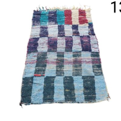 Alfombra bereber de lana multicolor estilo Boucherouite alquiler para eventos, publicidad, peliculas y series