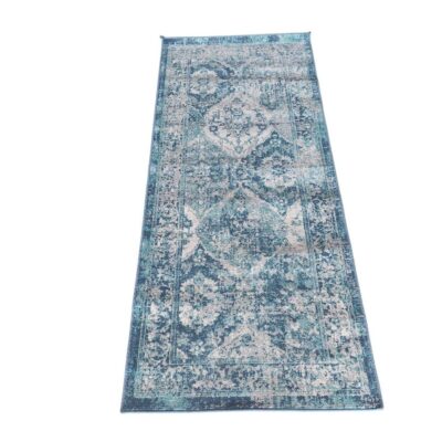 Aisle rug from the Safavieh Victoria collection in blue and grey for rent for events, advertising, films and series.