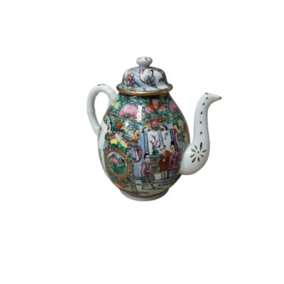 Porcelain teapot with lid, decorated in the traditional ‘Rose Medallion’ style; available for hire for events, advertising, films and TV series