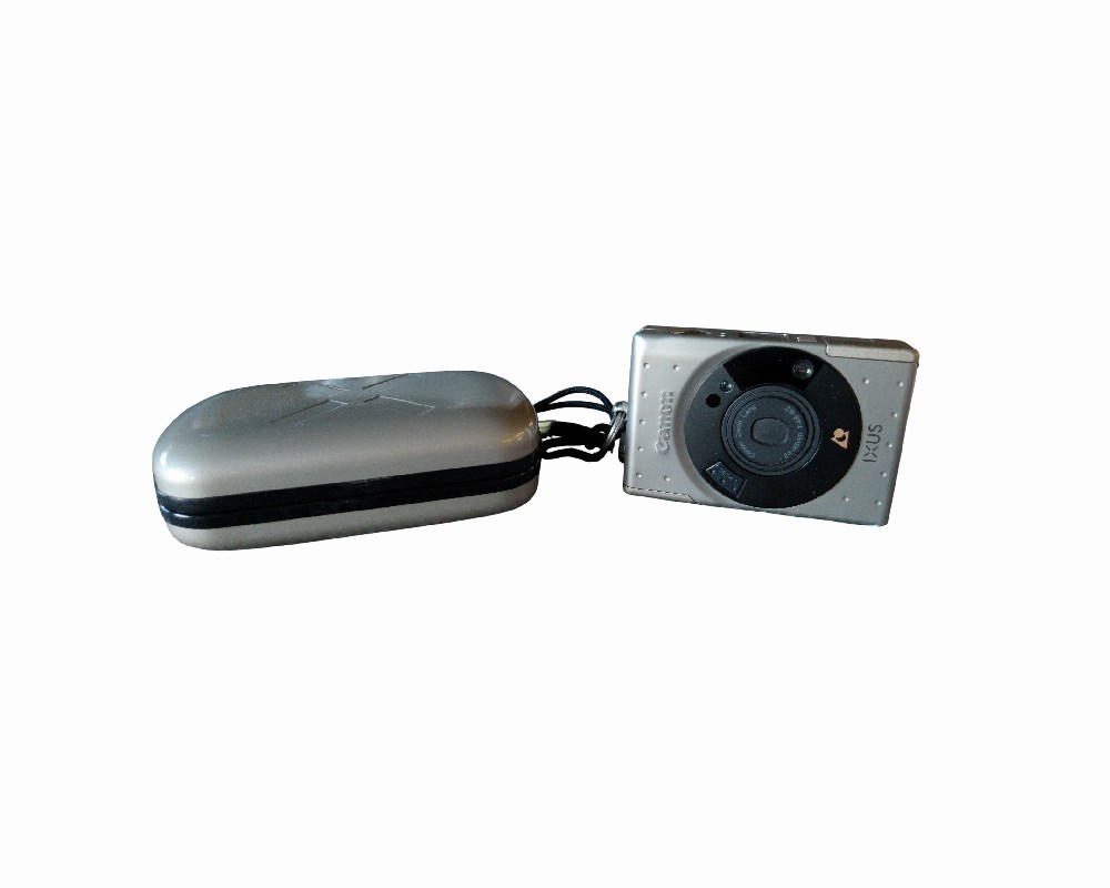 Canon IXUS 12514 Compact Digital Camera – hire for events, advertising, films and TV series