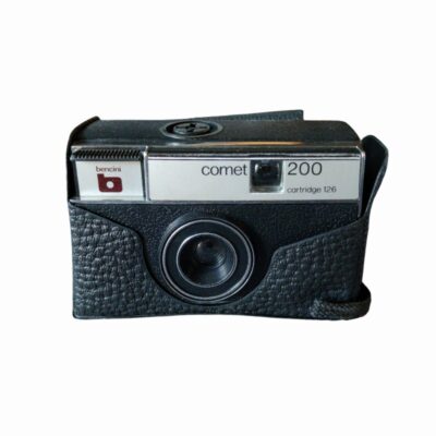 Classic analogue camera from the Italian brand Bencini, model Comet 200 for 126 film cartridges, available for hire for events, advertising, films and TV series