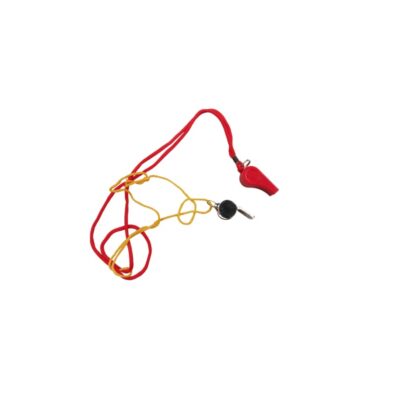 conjunto de dos silbatos con sus respectivas cuerdas o cintas de sujeción (una de color rojo y otra en tonos amarillos), incluyendo un modelo de plástico rojo y uno metálico clásico alquiler para eventos, publicidad, peliculas y series