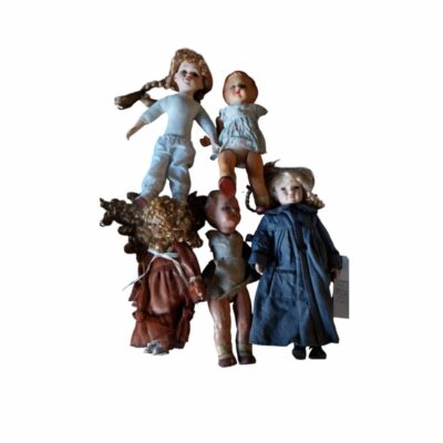 lote de seis muñecas antiguas y vintage de mediados del siglo XX, compuestas por diferentes materiales clásicos alquiler para eventos, publicidad, peliculas y series