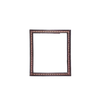 Square-shaped picture frame made of wood, characterised by a classic moulding with finishes in dark or black tones and an inner band decorated with textured reliefs in a shiny copper tone. External dimensions: 83x71 Internal dimensions: 73x60 Available for hire for events, advertising, films and TV series