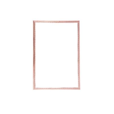 Marco Vertical Fino de Madera con Moldura Estriada en Tono Cobre o Rosado Medidas exterior: 159x107 Medidas interior: 149x98 alquiler para eventos, publicidad, peliculas y series