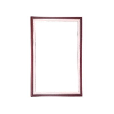 marco de cuadro de formato vertical fabricado en madera, caracterizado por una moldura de perfil escalonado con un diseño bicolor que combina bordes exteriores en tonos rojizos oscuros Medidas exterior: 157x96 Medidas Interior: 135x81 alquiler para eventos, publicidad, peliculas y series