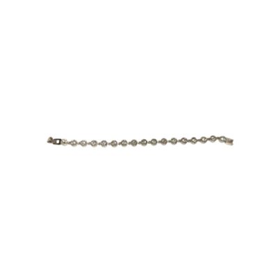 This collection brings together a select range of bracelets in modern and sophisticated styles, with metallic finishes in shades of gold and silver. Available for hire for events, advertising, films and TV series.