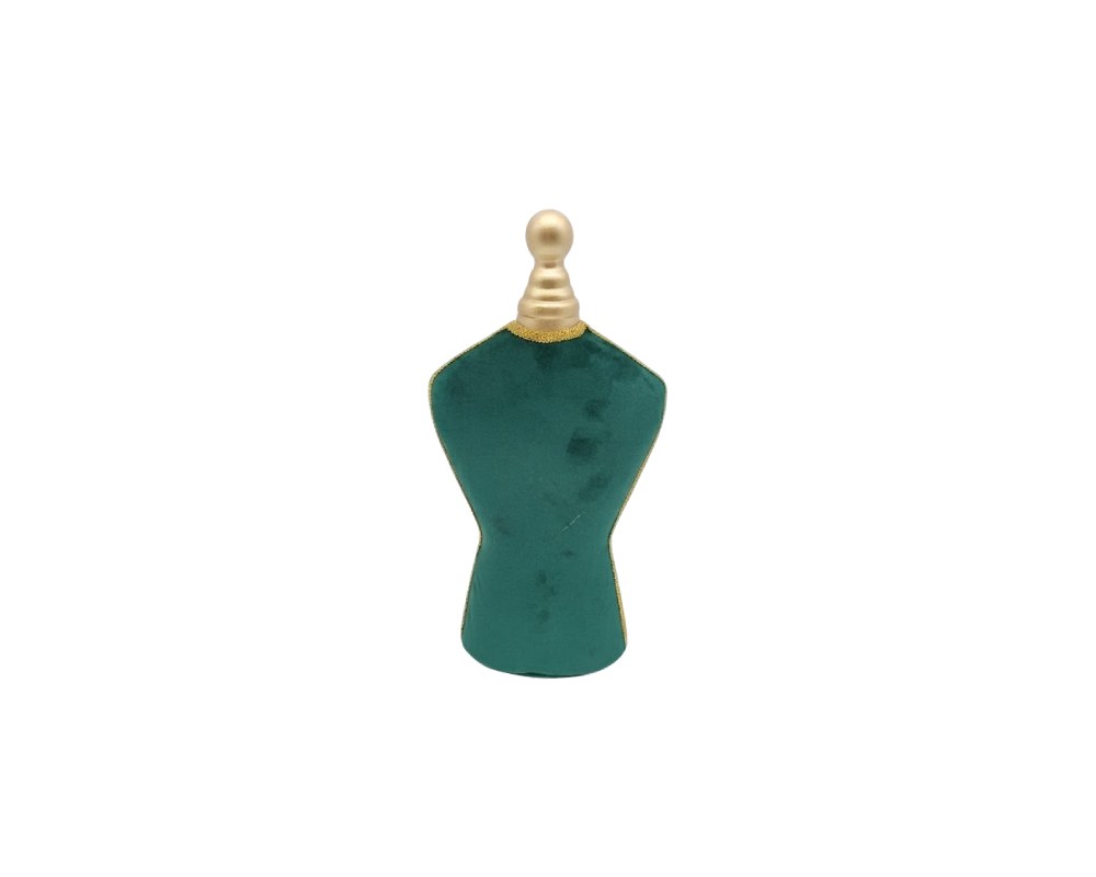soporte expositor en miniatura con forma de torso humano, forrado en terciopelo de color verde oscuro y rematado en la parte superior con un cuello y remate esférico de acabado dorado alquiler para eventos, publicidad, peliculas y series